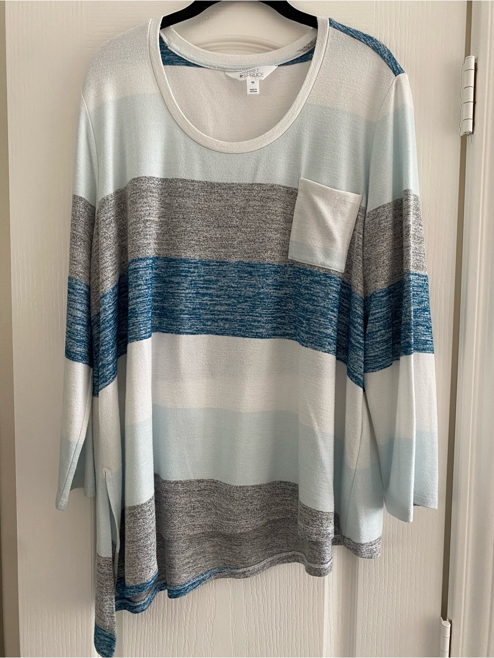 Market & Spruce Light Blue and White Casual Tee